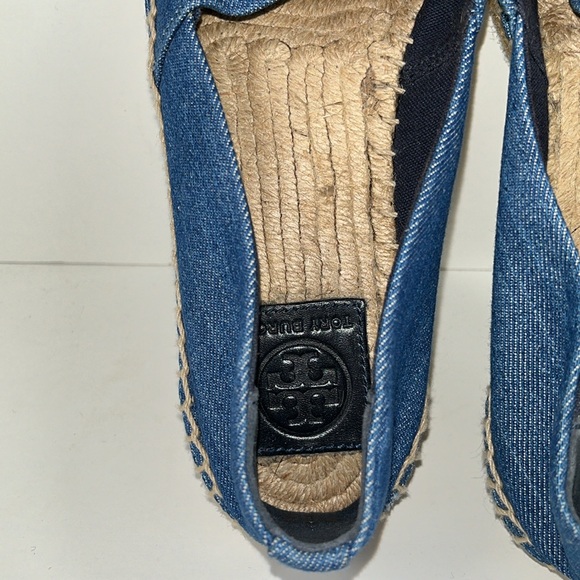 Tory Burch Denim Chambray Navy Leather Color Block Espadrille Flats. - Picture 11 of 15